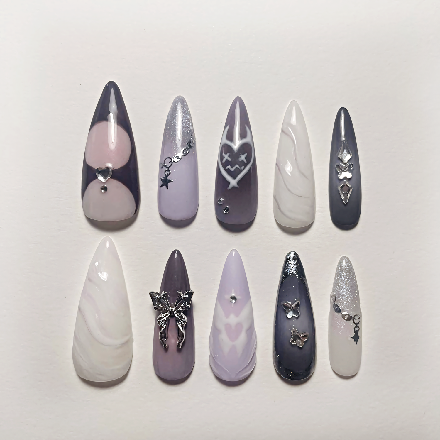 Press-on Nails Clove